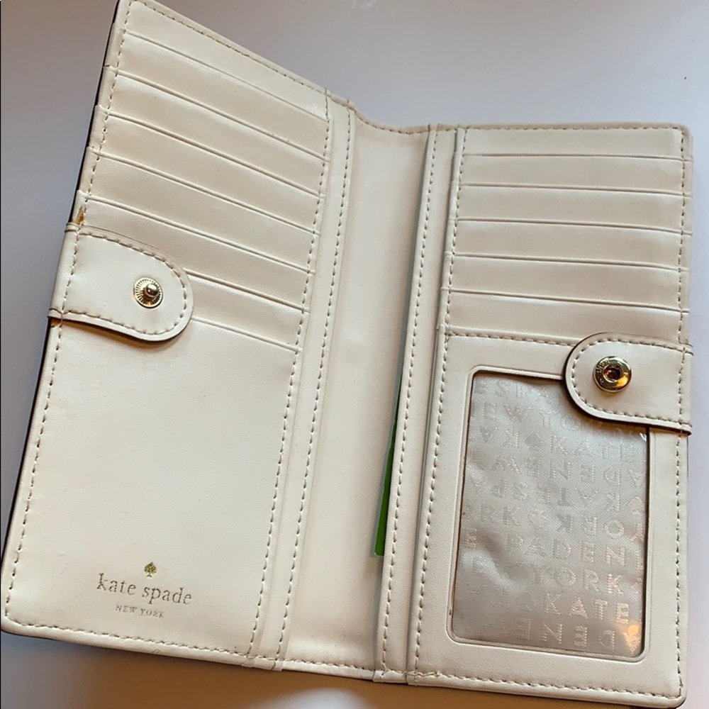 Kate Spade wallet - Picture 3 of 4